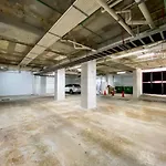 Elegant Studio Downtown With Pool Gym Steps To Beach