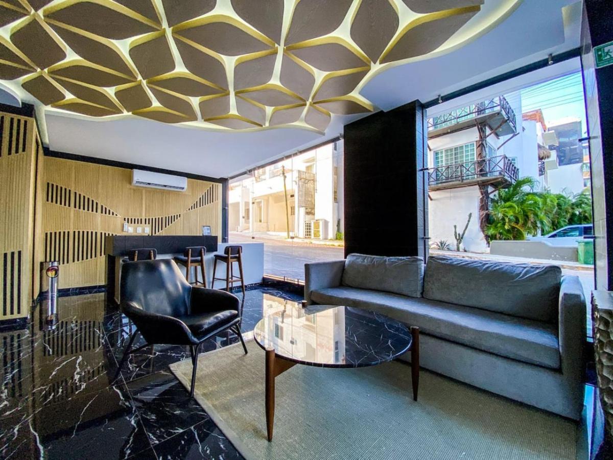 Apartamento Elegant Downtown With Pool Gym Steps To *