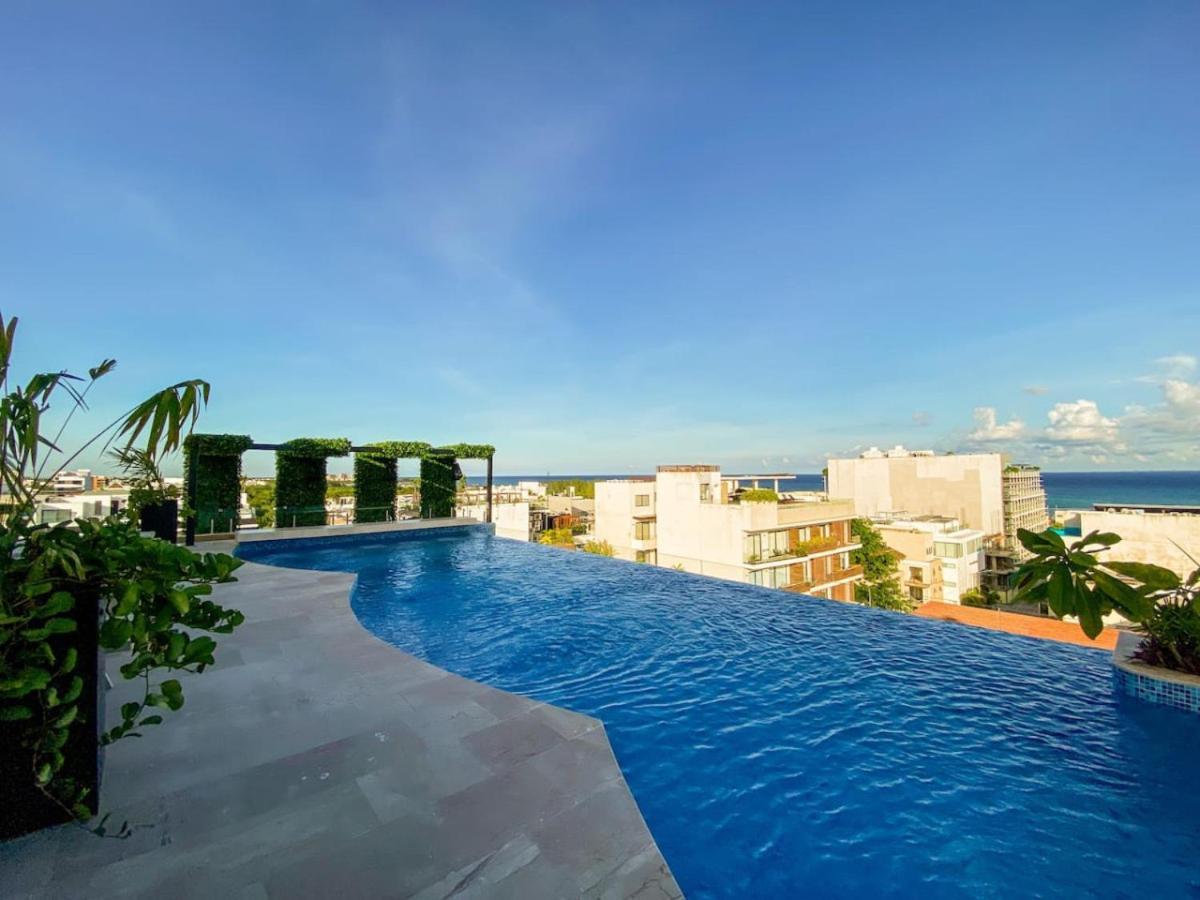 Apartamento Elegant Downtown With Pool Gym Steps To *